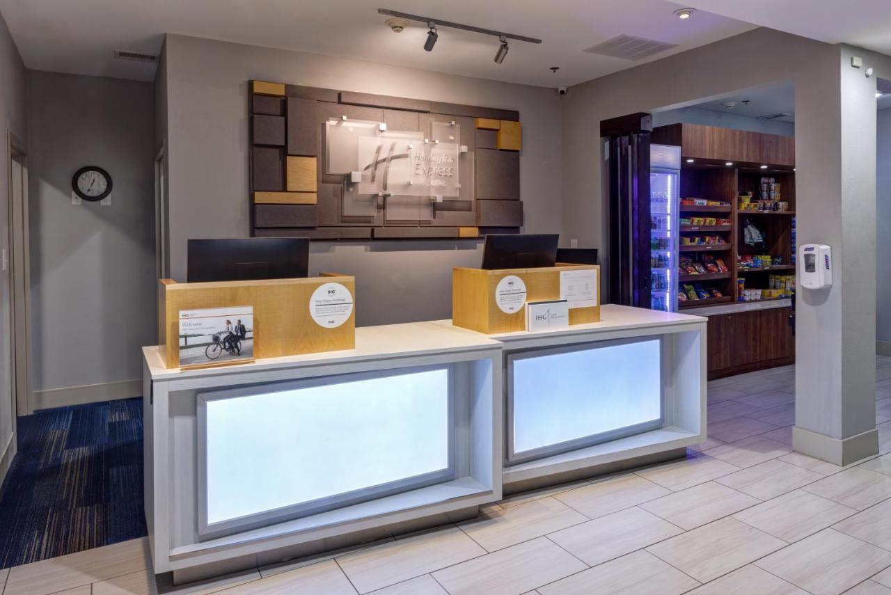 Holiday Inn Express Hotel & Suites Shelbyville By Ihg Eksteriør bilde