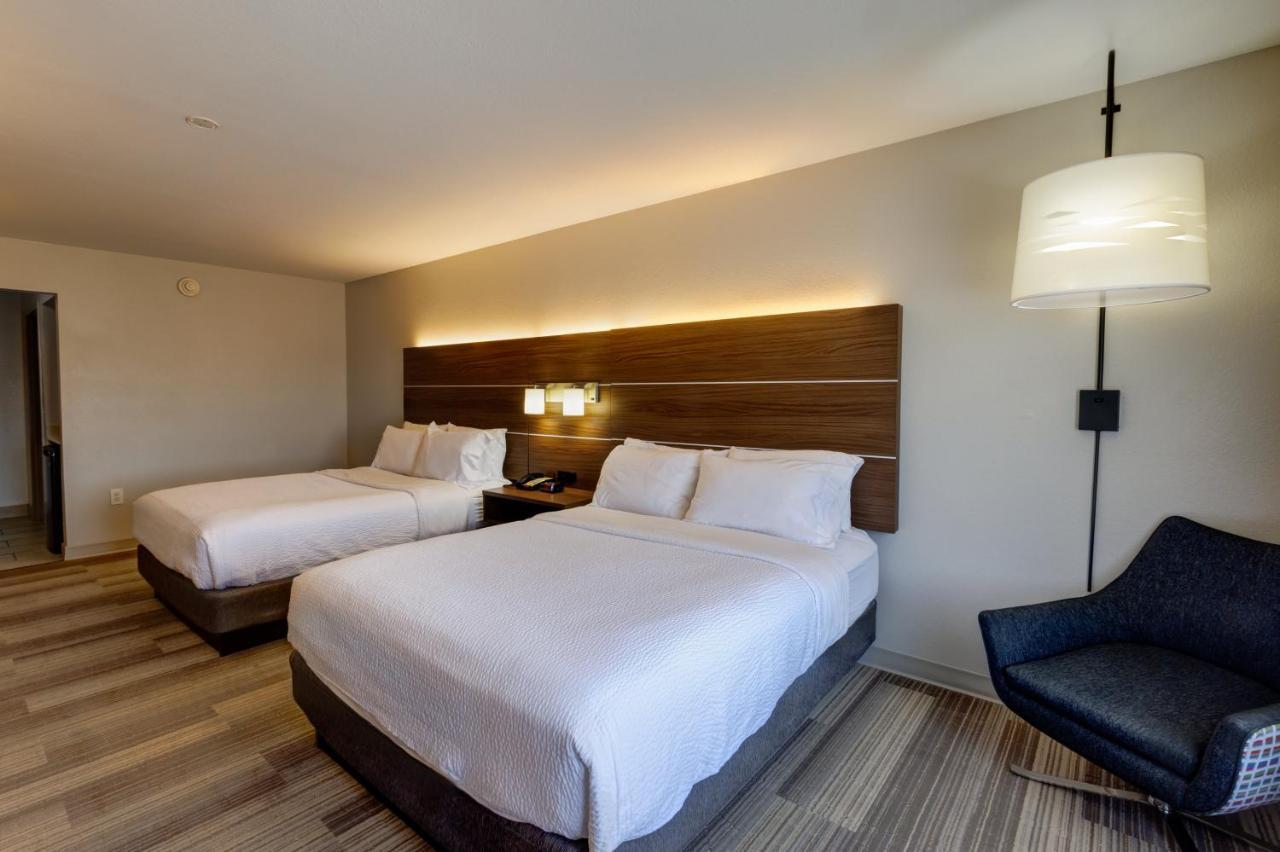 Holiday Inn Express Hotel & Suites Shelbyville By Ihg Eksteriør bilde
