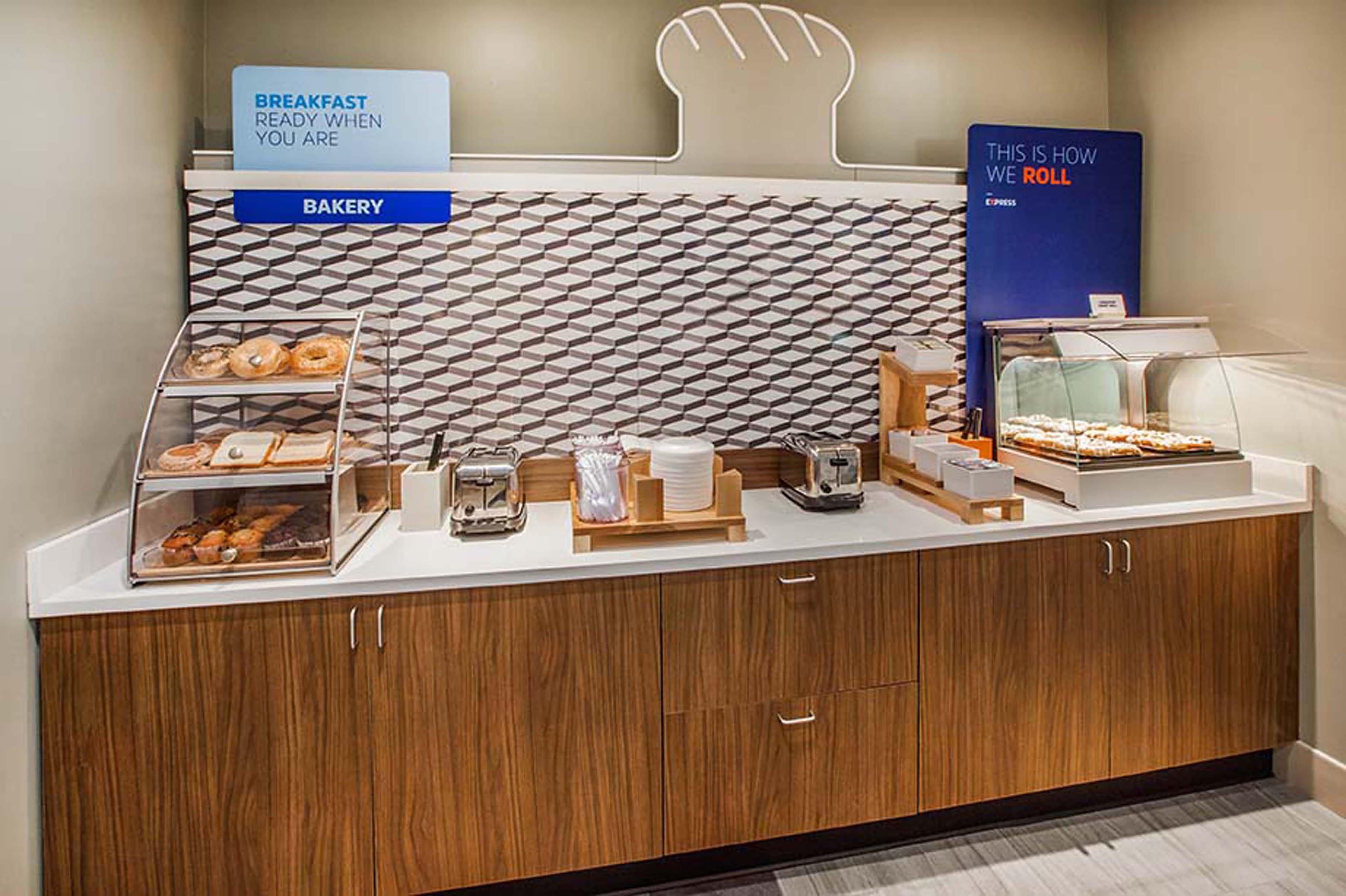 Holiday Inn Express Hotel & Suites Shelbyville By Ihg Eksteriør bilde