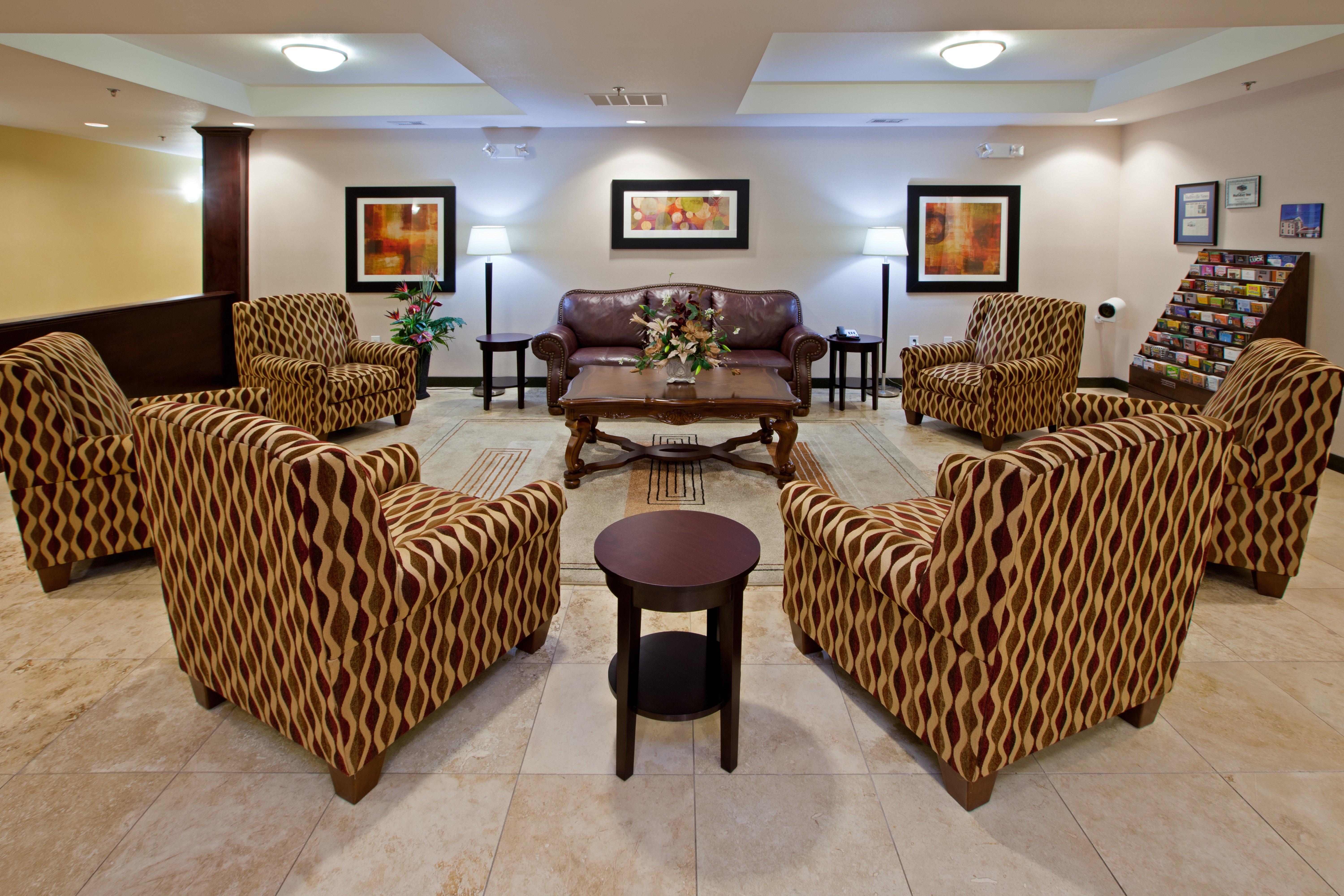 Holiday Inn Express Hotel & Suites Shelbyville By Ihg Eksteriør bilde