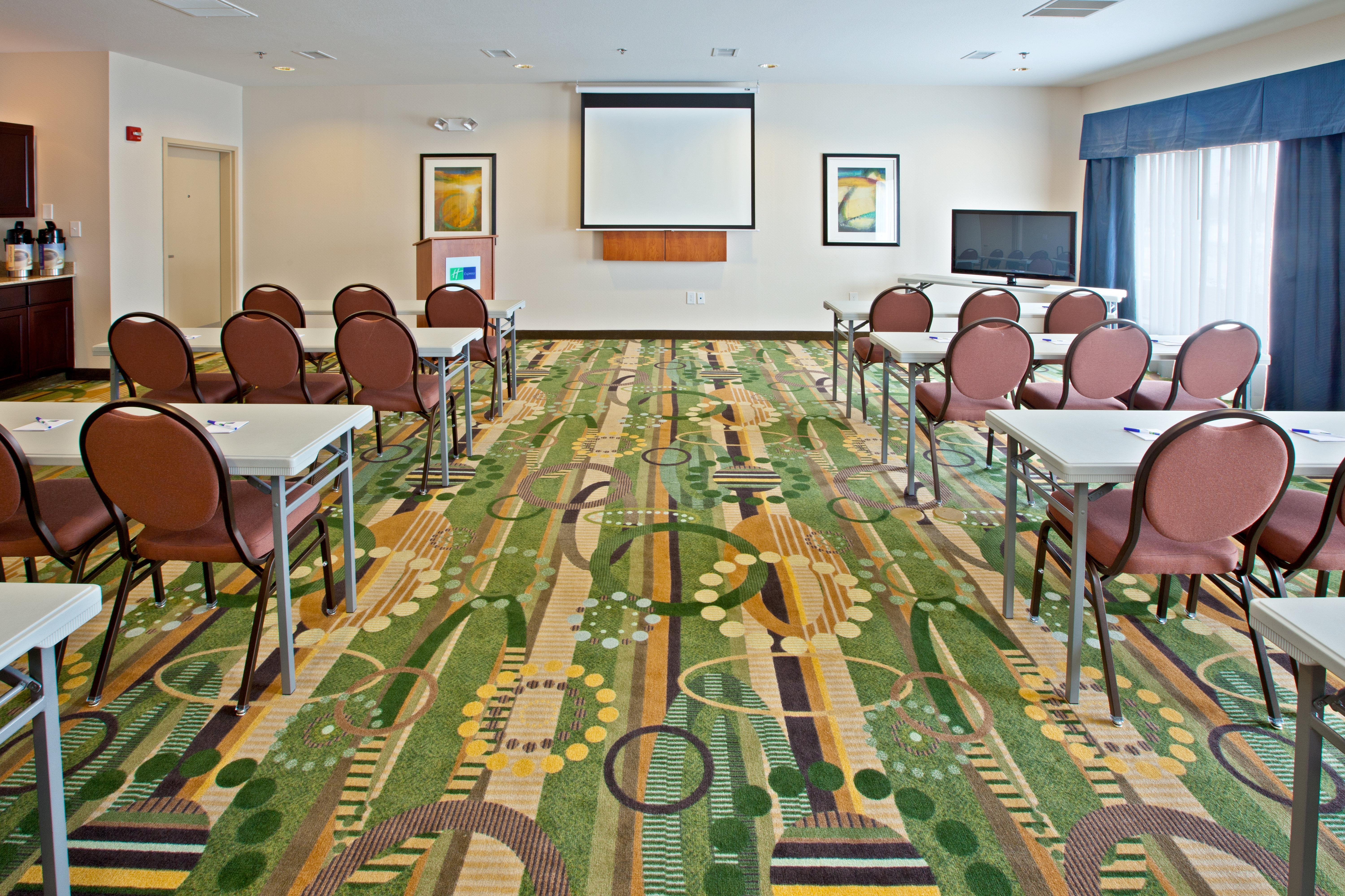 Holiday Inn Express Hotel & Suites Shelbyville By Ihg Eksteriør bilde